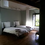 Bed In Bellongue ベッド・アンド・ブレックファスト Aucazein