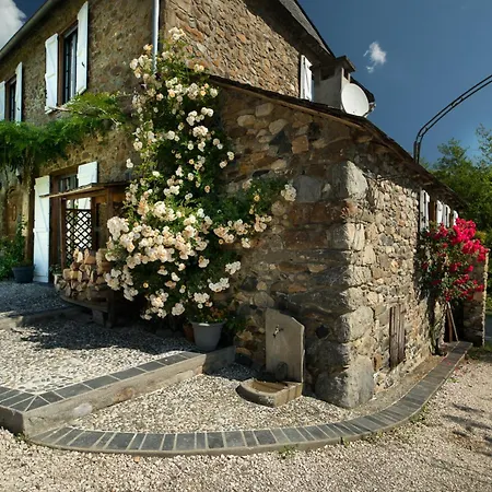 Couette-café Bed In Bellongue Aucazein