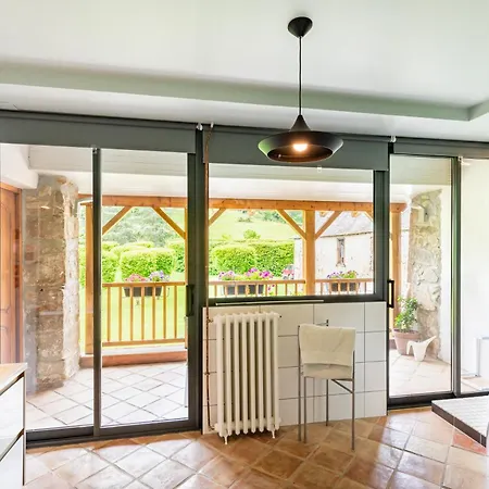 Bed In Bellongue Aucazein