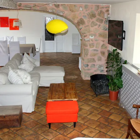 Bed In Bellongue