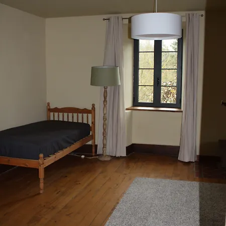 Bed In Bellongue 3* Aucazein