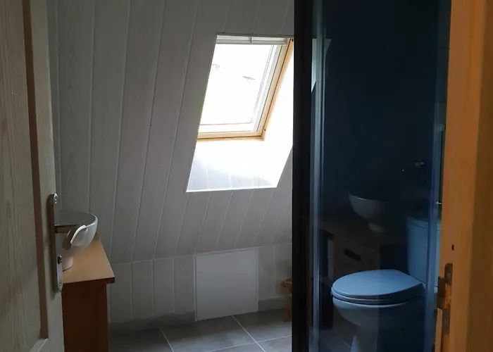 Oda ve Kahvaltı Bed In Bellongue Aucazein